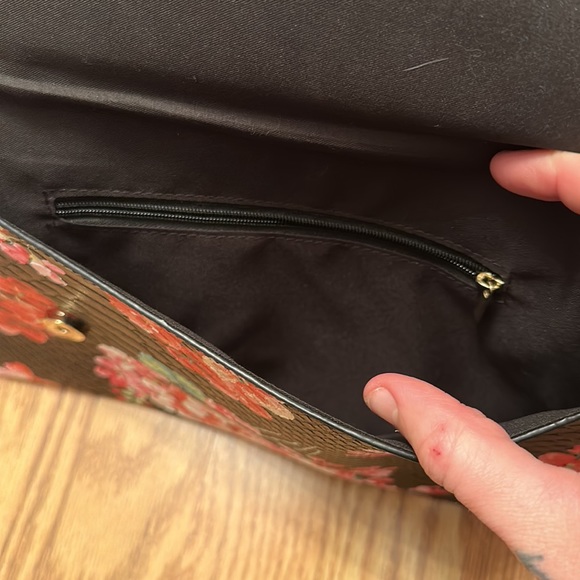 Black Floral Clutch/Purse - Picture 6 of 8